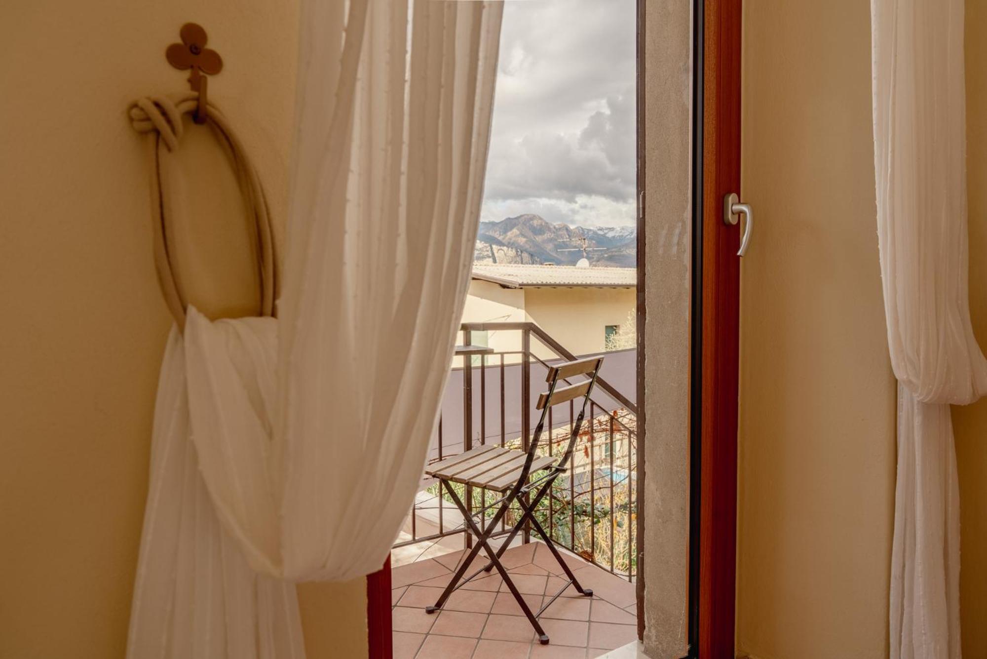 Garda Doma Bed & Breakfast Brenzone sul Garda Exterior photo