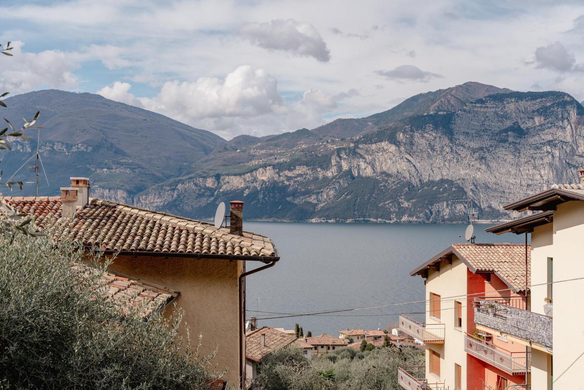 Garda Doma Bed & Breakfast Brenzone sul Garda Exterior photo