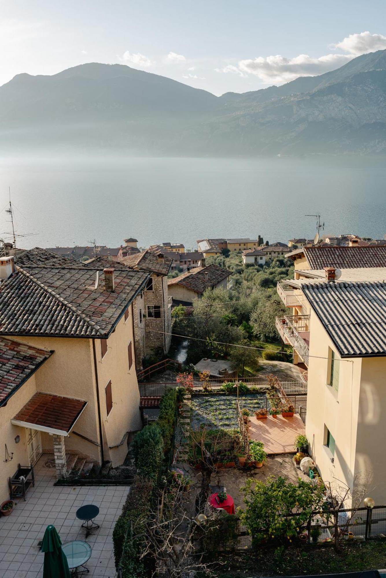 Garda Doma Bed & Breakfast Brenzone sul Garda Exterior photo